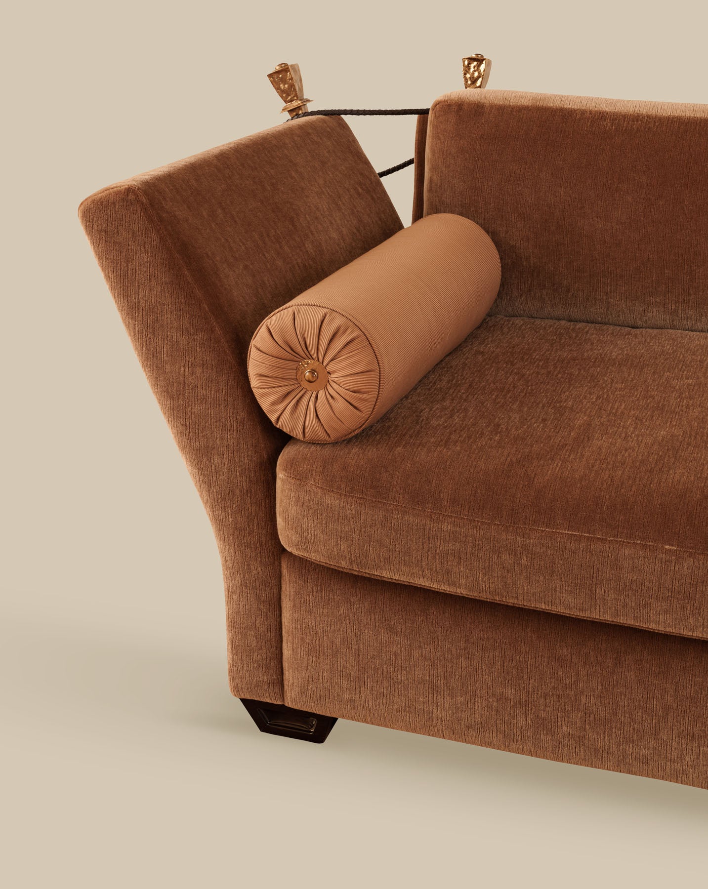 Adler Sofa